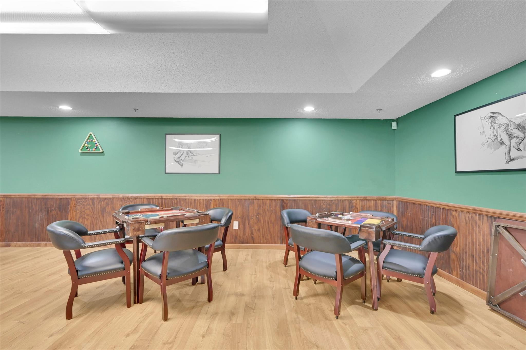 9480 Sunrise Lakes Blvd 111