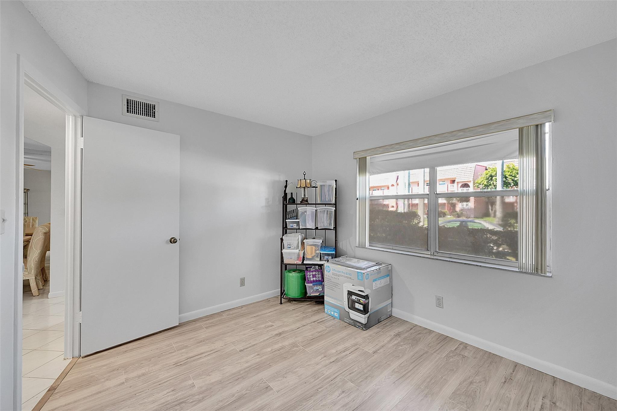 9480 Sunrise Lakes Blvd 111