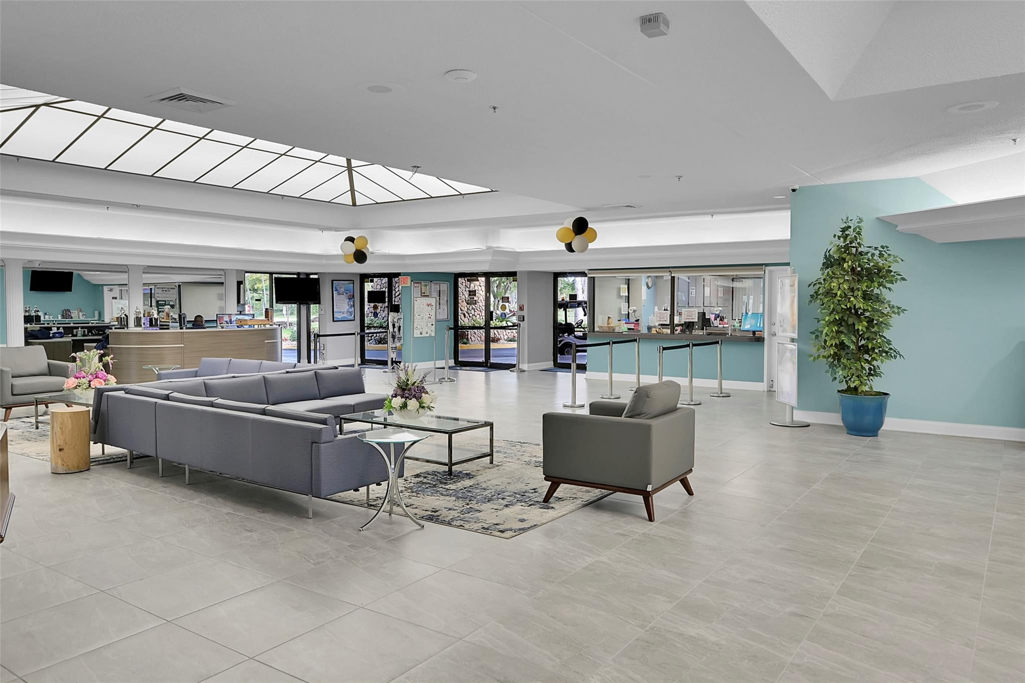 9761 Sunrise Lakes Blvd 301