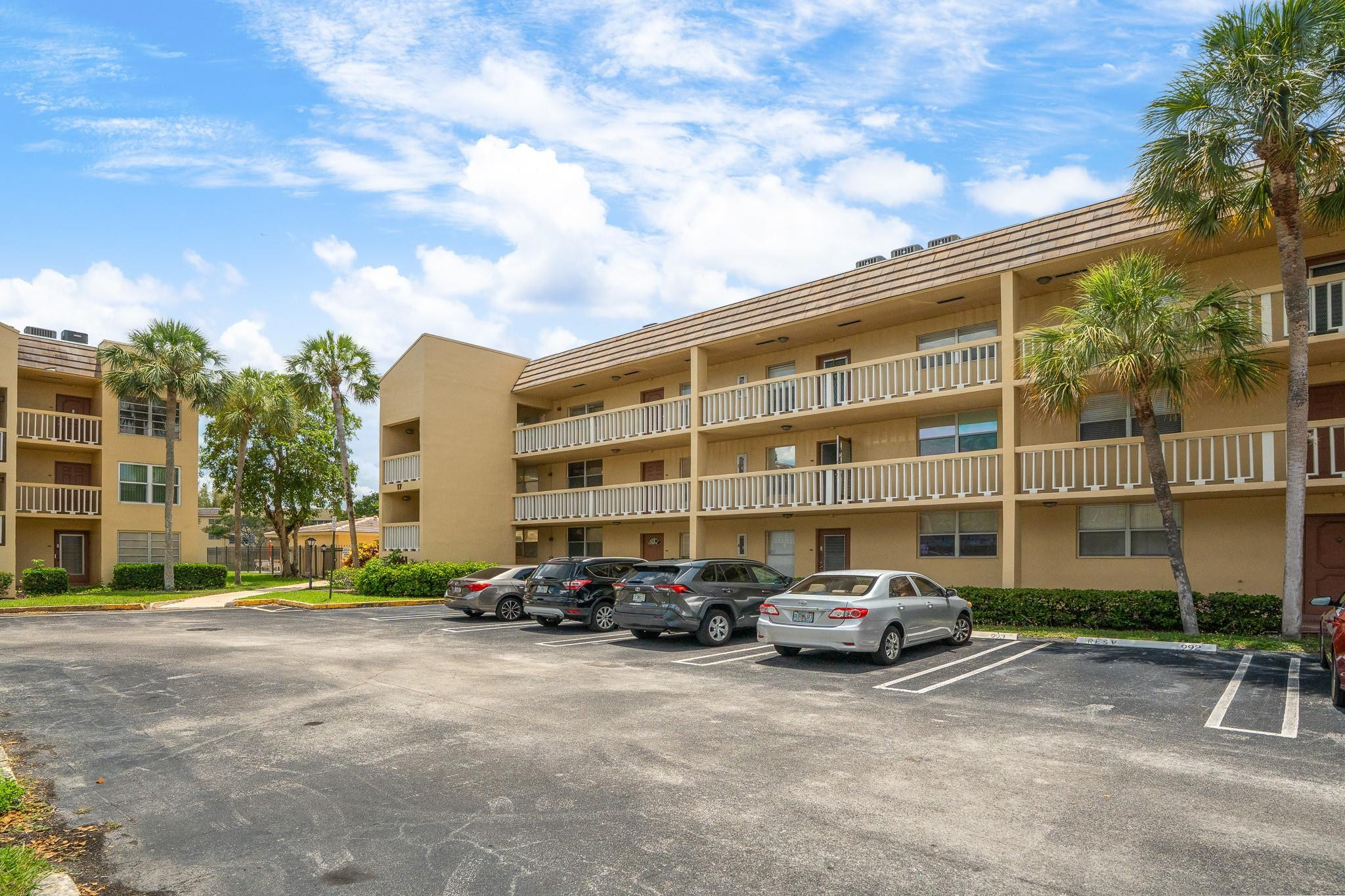 5961 NW 61st Ave 301