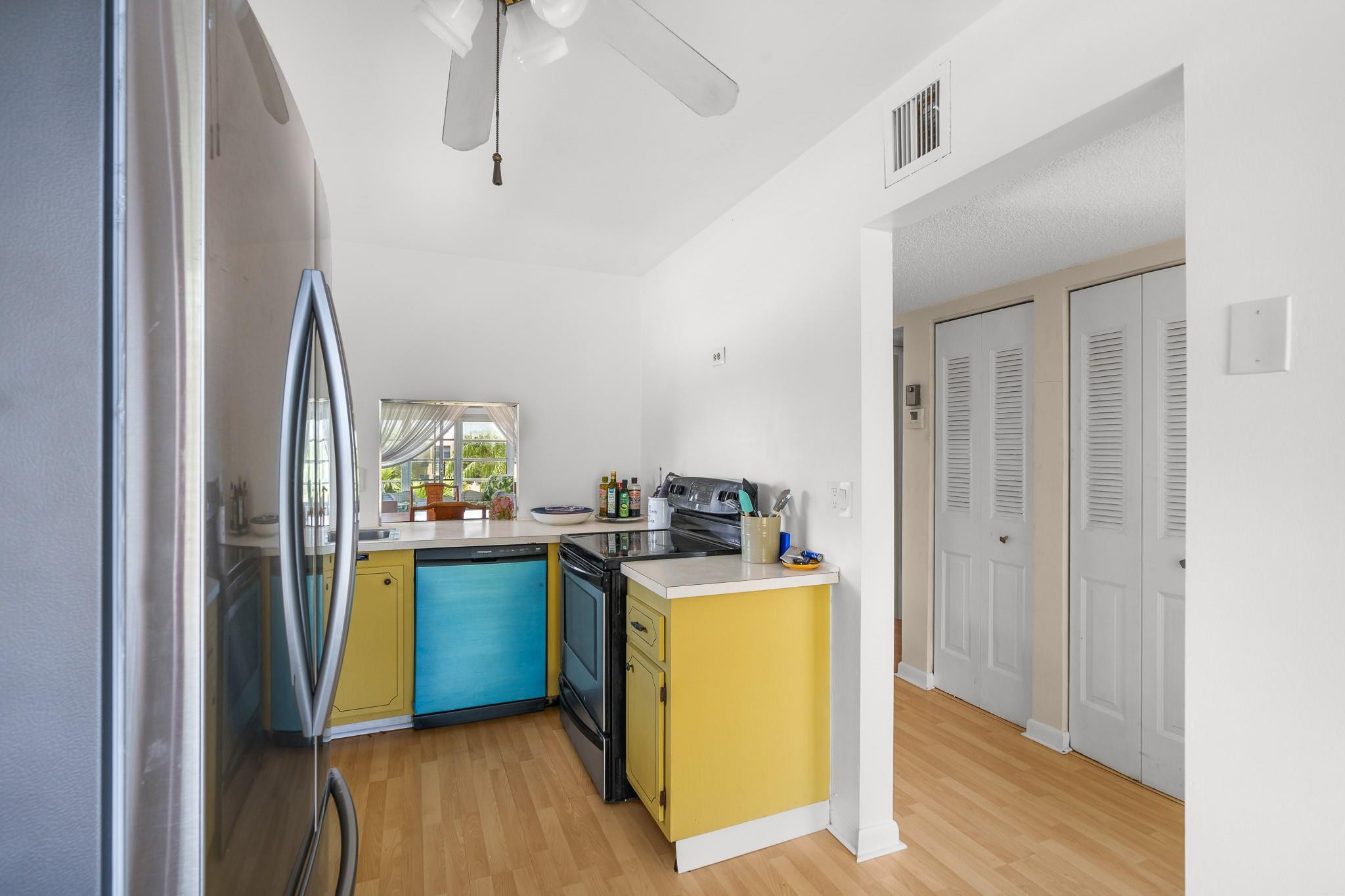 5961 NW 61st Ave 301