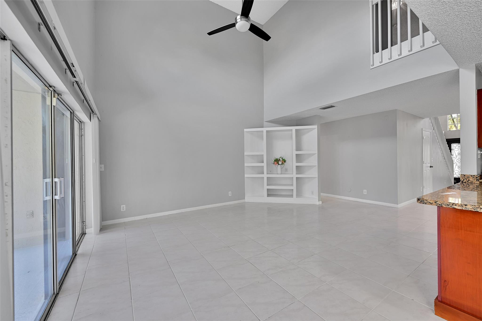 10004 NW 57th Pl