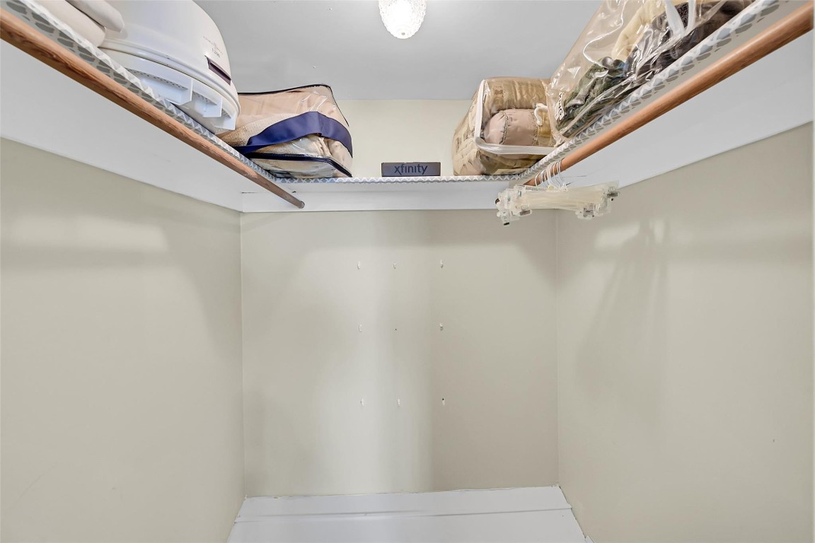 2931 Sunrise Lakes Dr 301