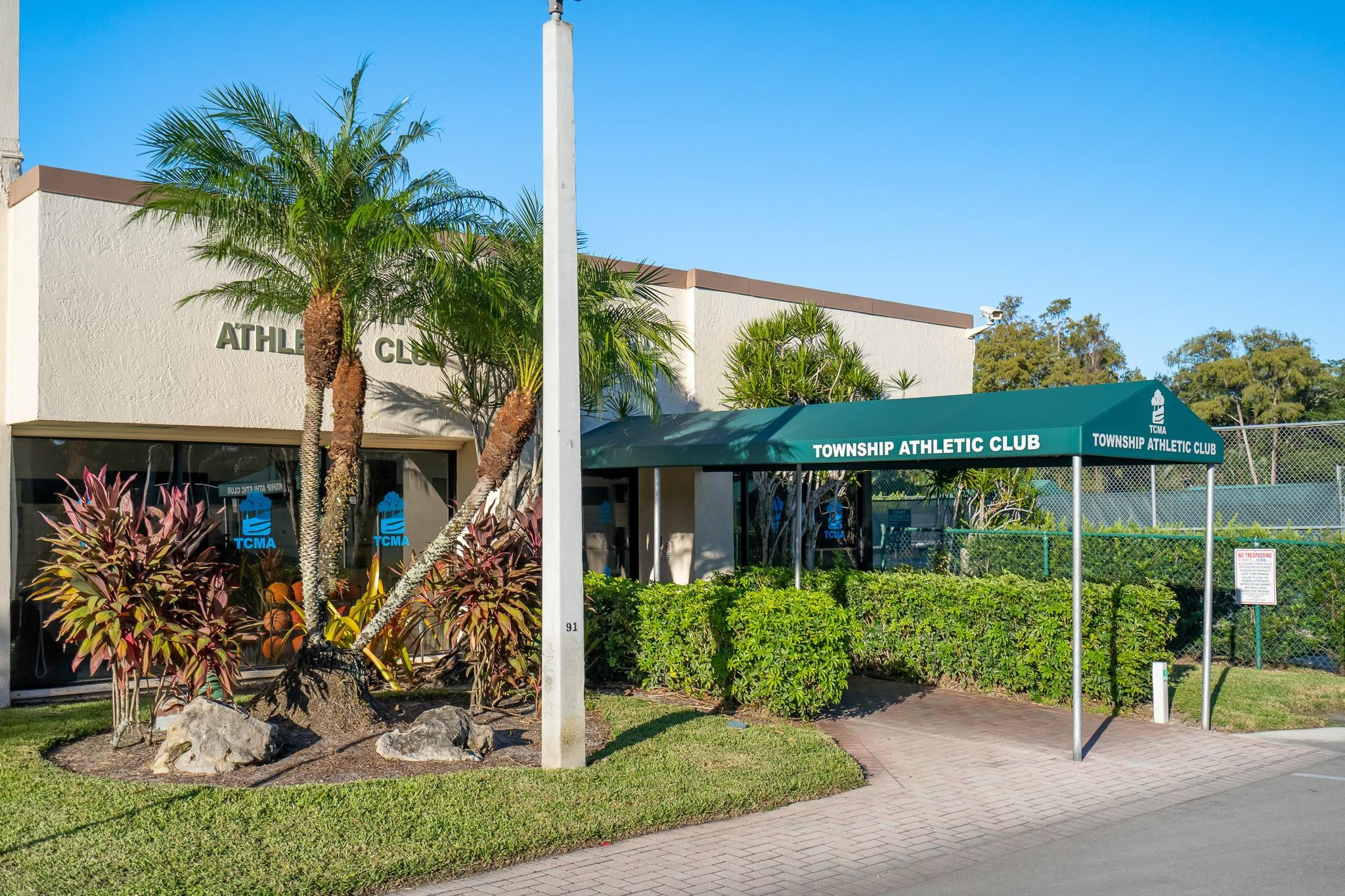 3767 Cocoplum Cir 3767