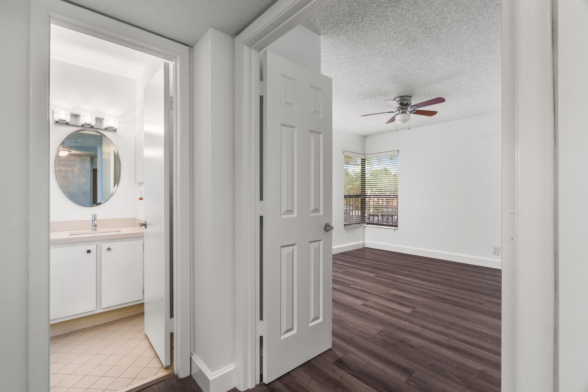 3767 Cocoplum Cir 3767