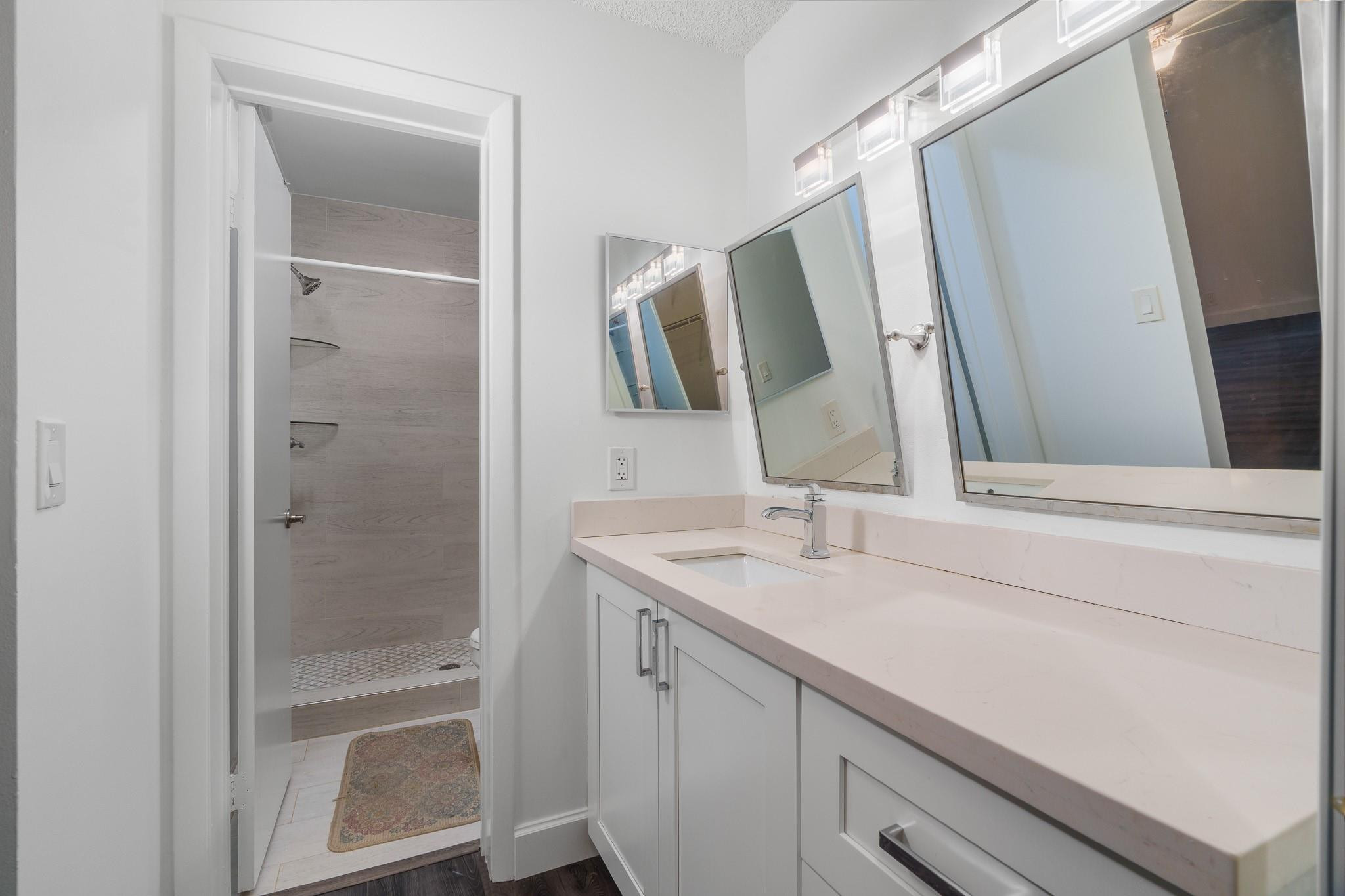 3767 Cocoplum Cir 3767