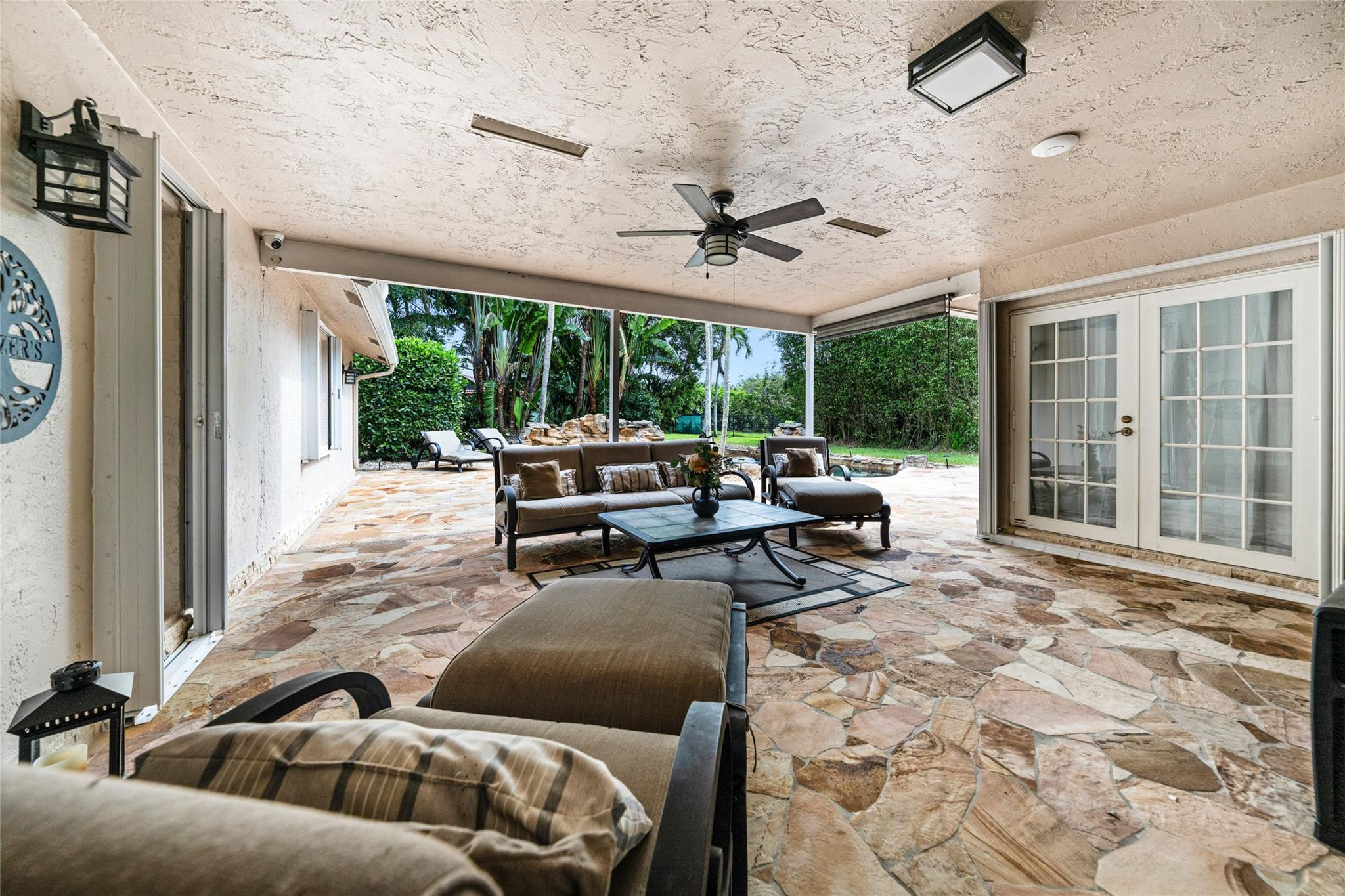 10939 NW 9th Mnr