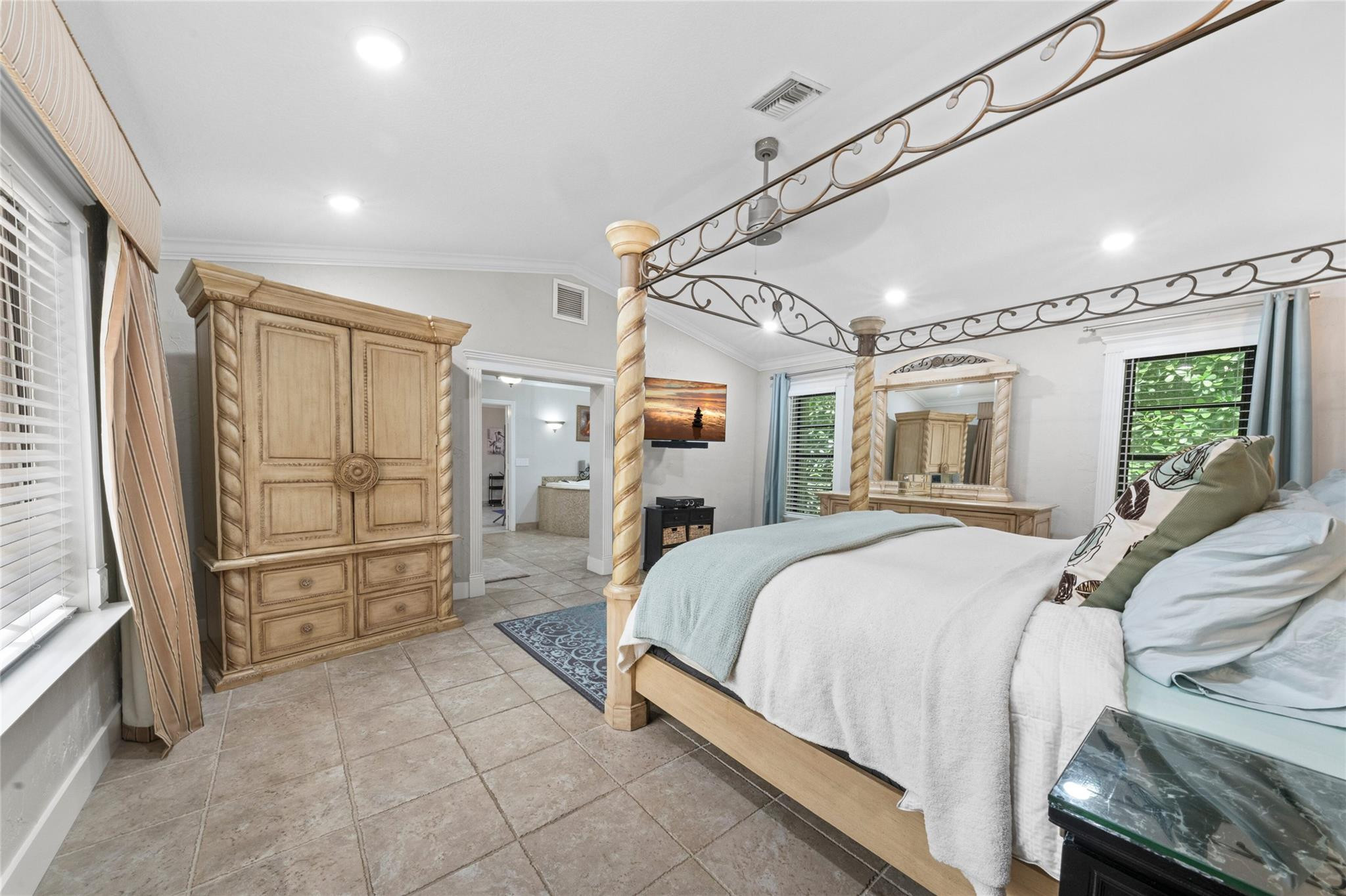 10939 NW 9th Mnr
