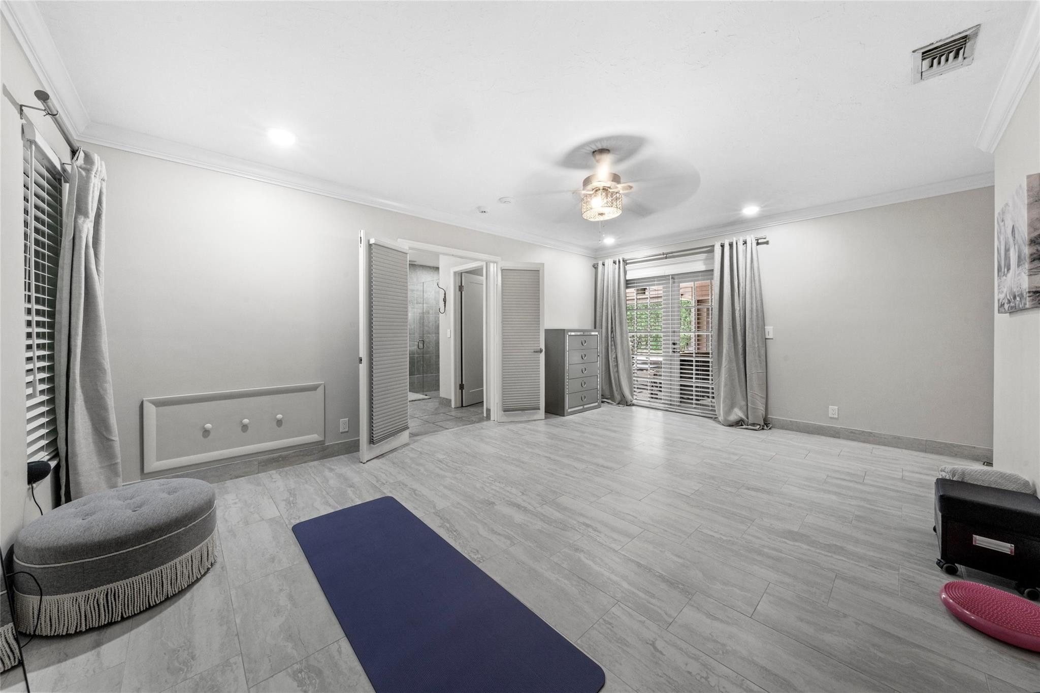 10939 NW 9th Mnr