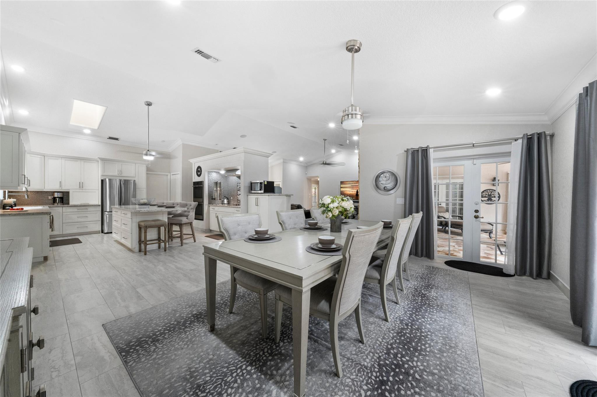 10939 NW 9th Mnr
