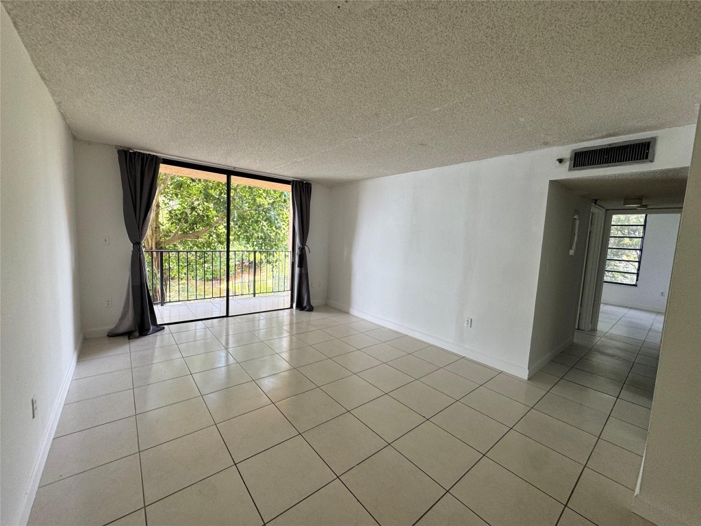 9688 W Fontainebleau Blvd 211