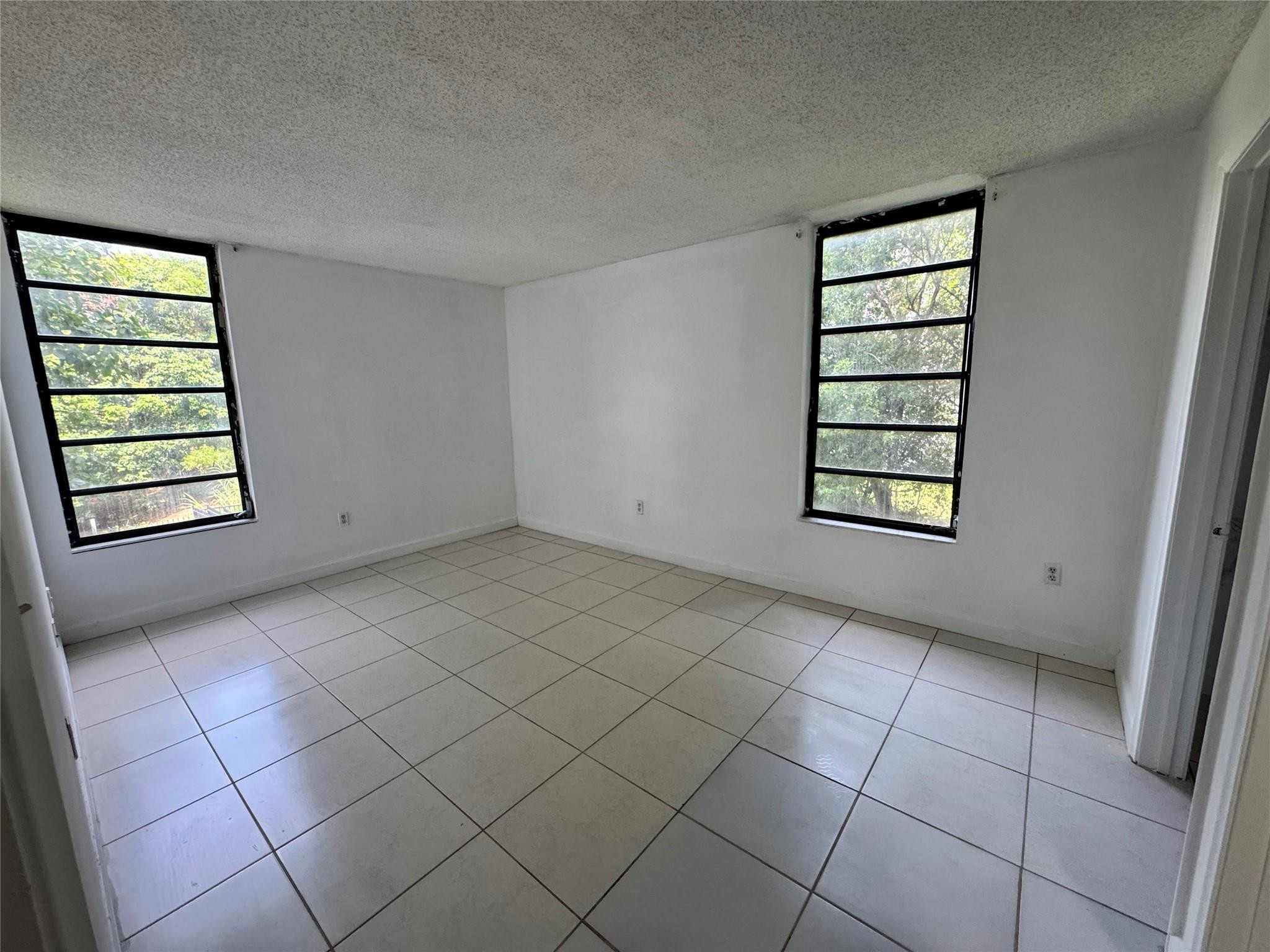 9688 W Fontainebleau Blvd 211