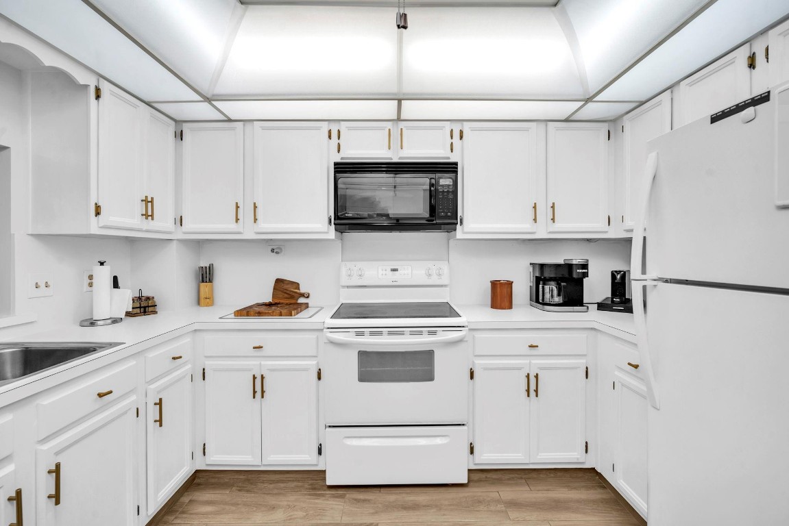 3500 Galt Ocean Dr 114