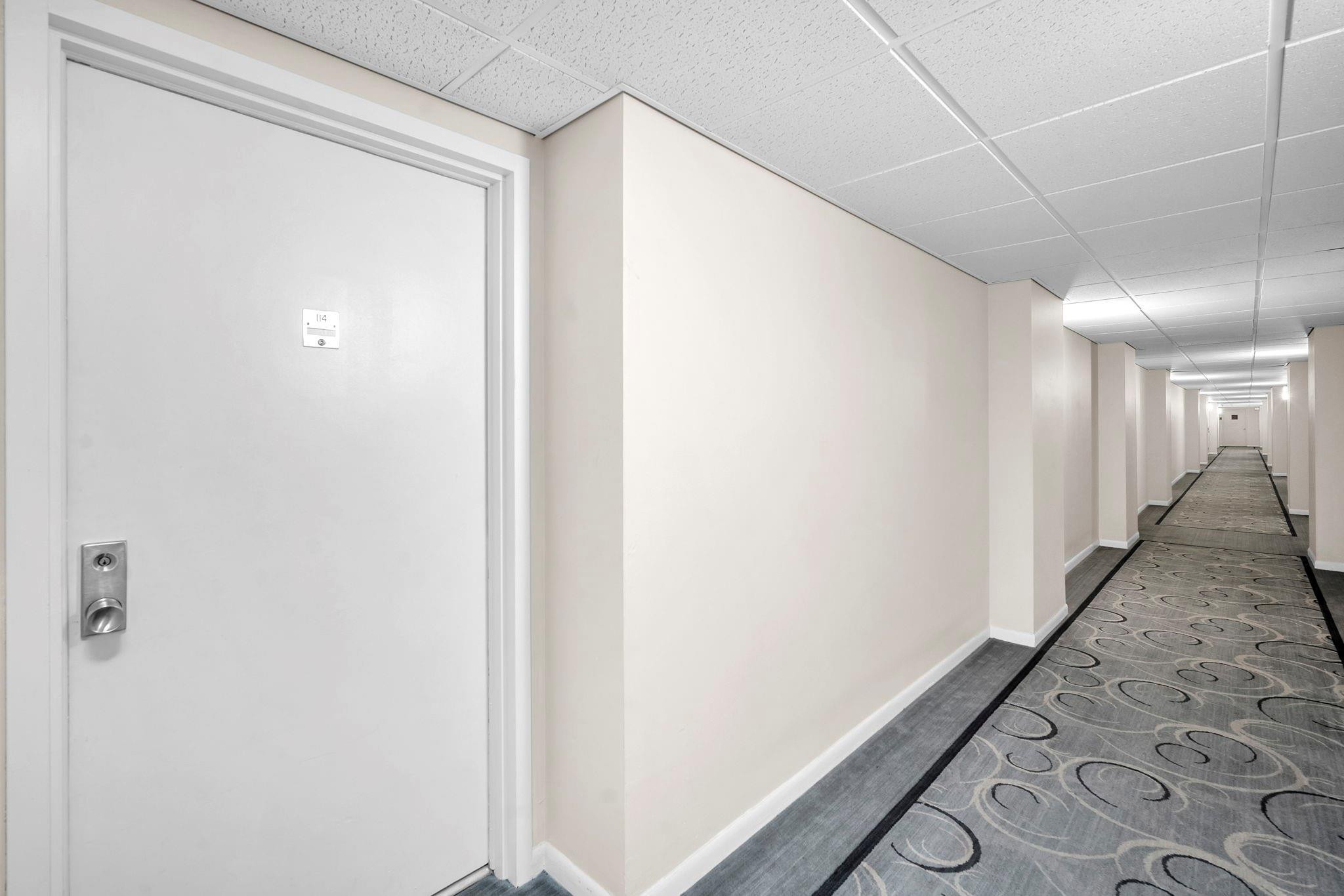 3500 Galt Ocean Dr 114