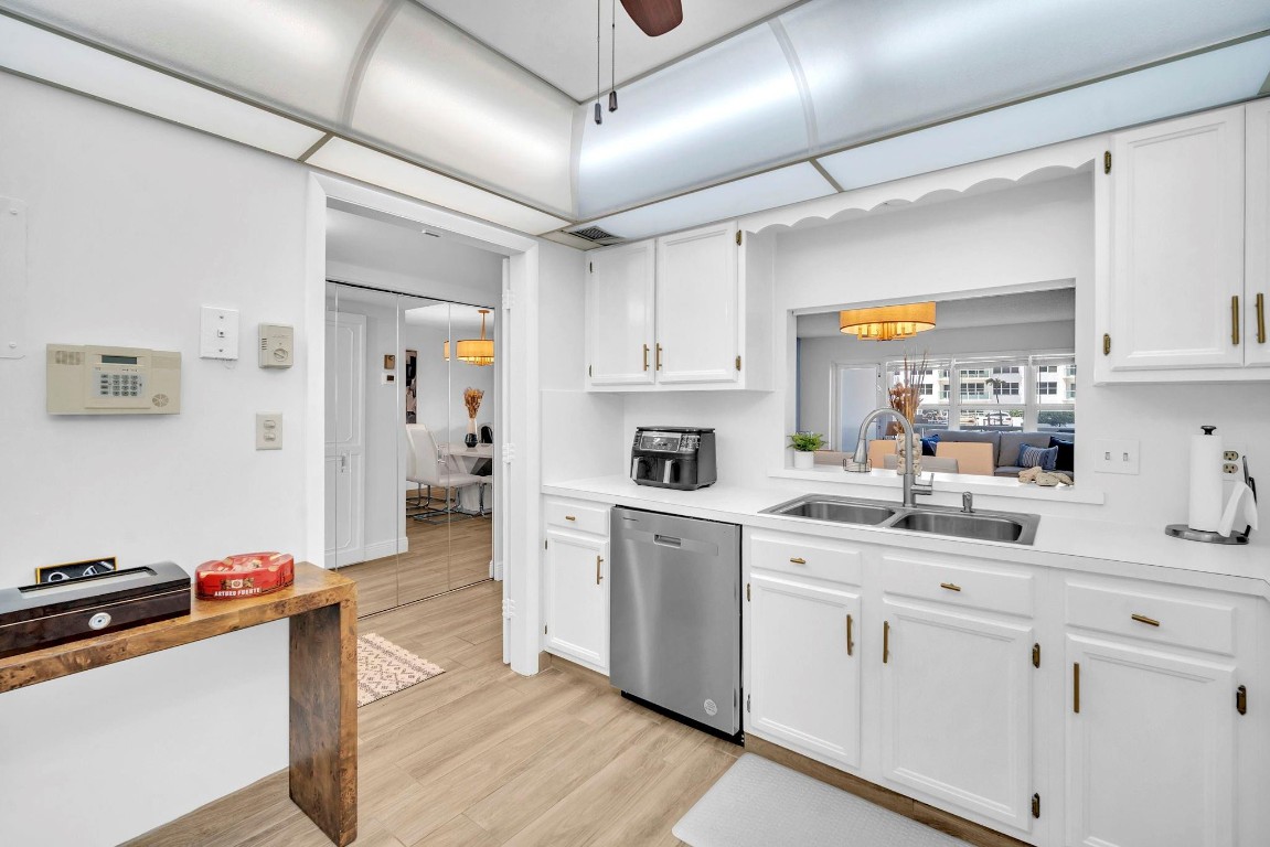 3500 Galt Ocean Dr 114