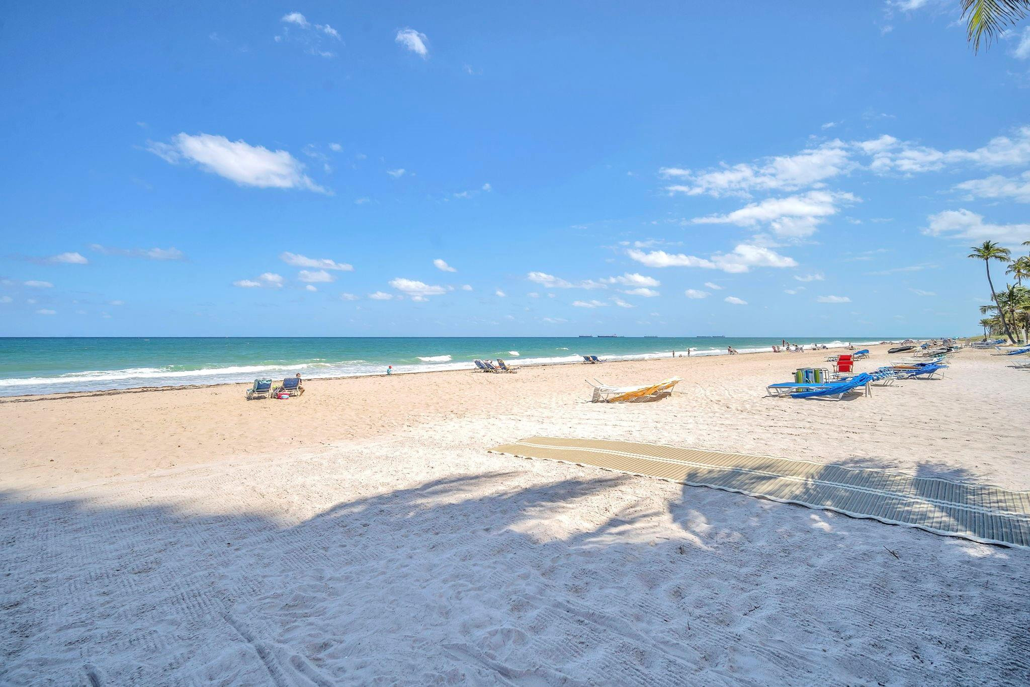 3500 Galt Ocean Dr 114