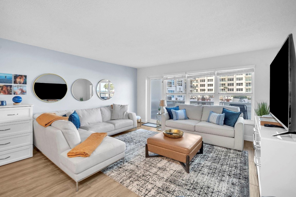 3500 Galt Ocean Dr 114