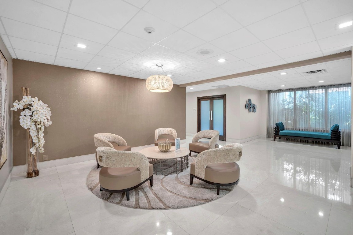 3500 Galt Ocean Dr 114