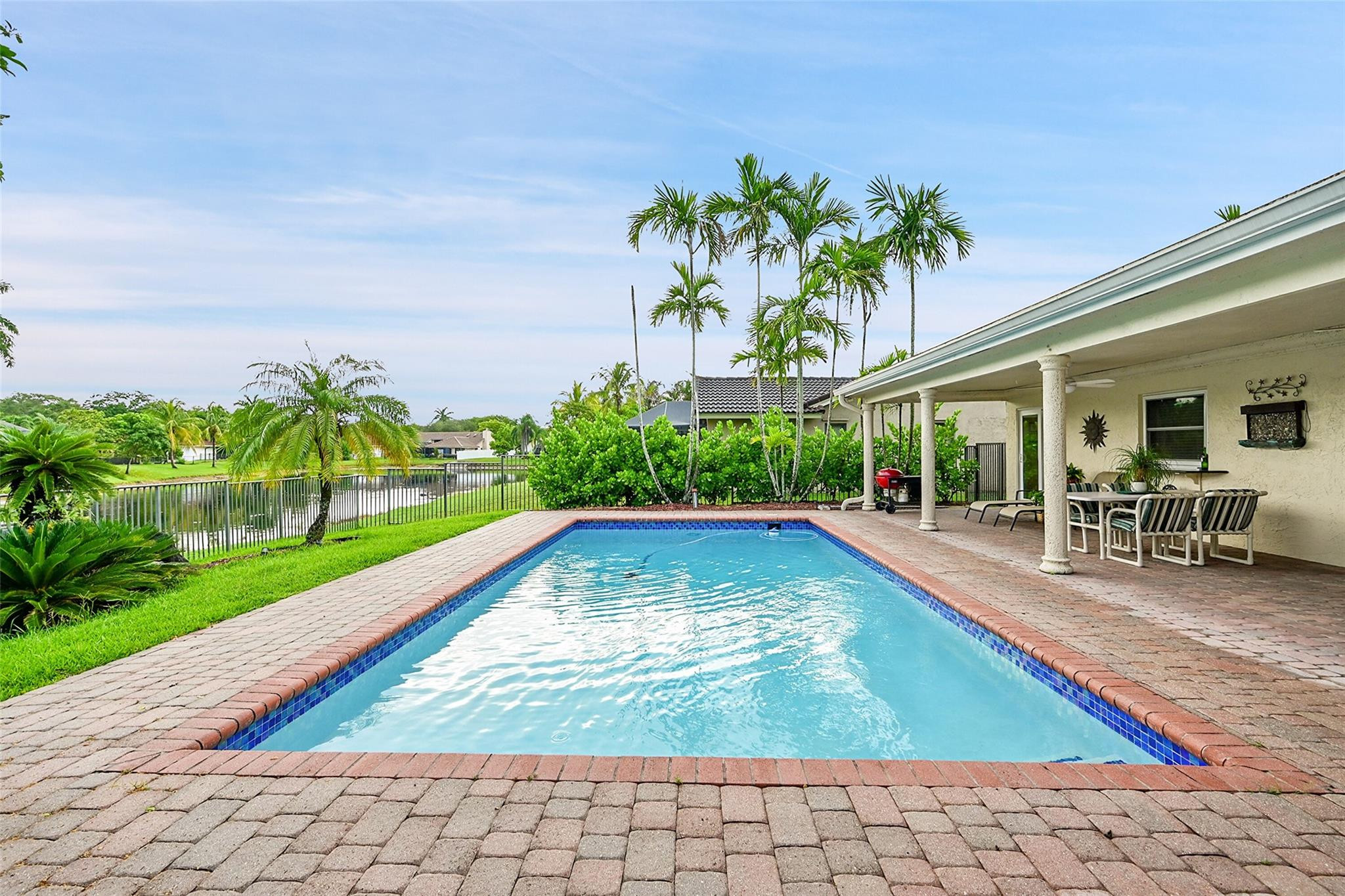 11270 NW 1st Ct