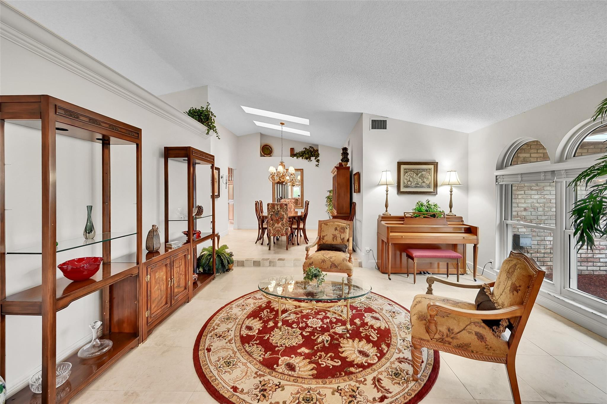 11270 NW 1st Ct