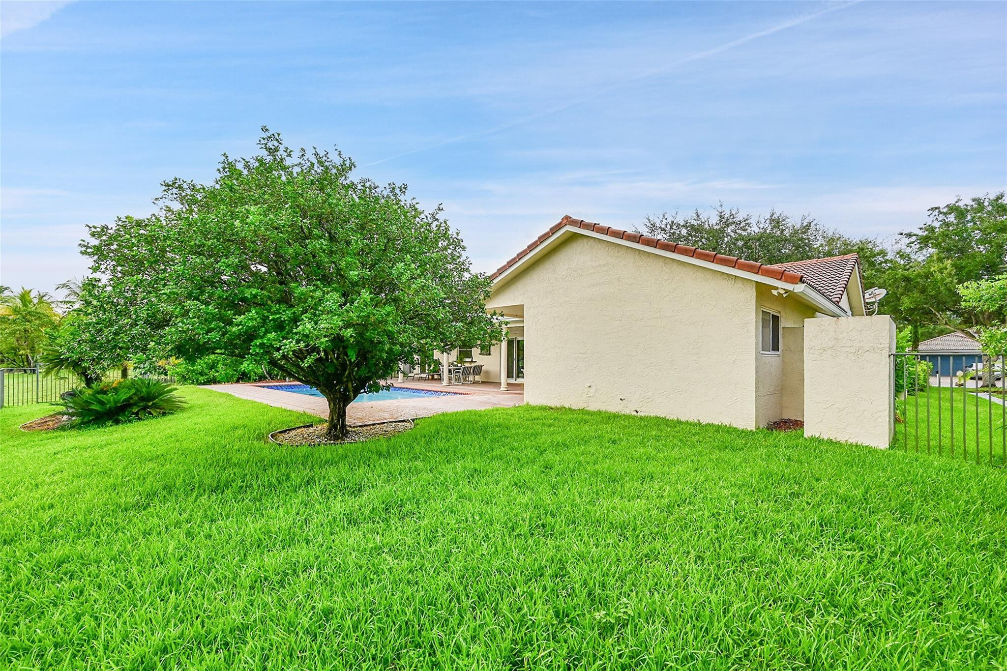 11270 NW 1st Ct