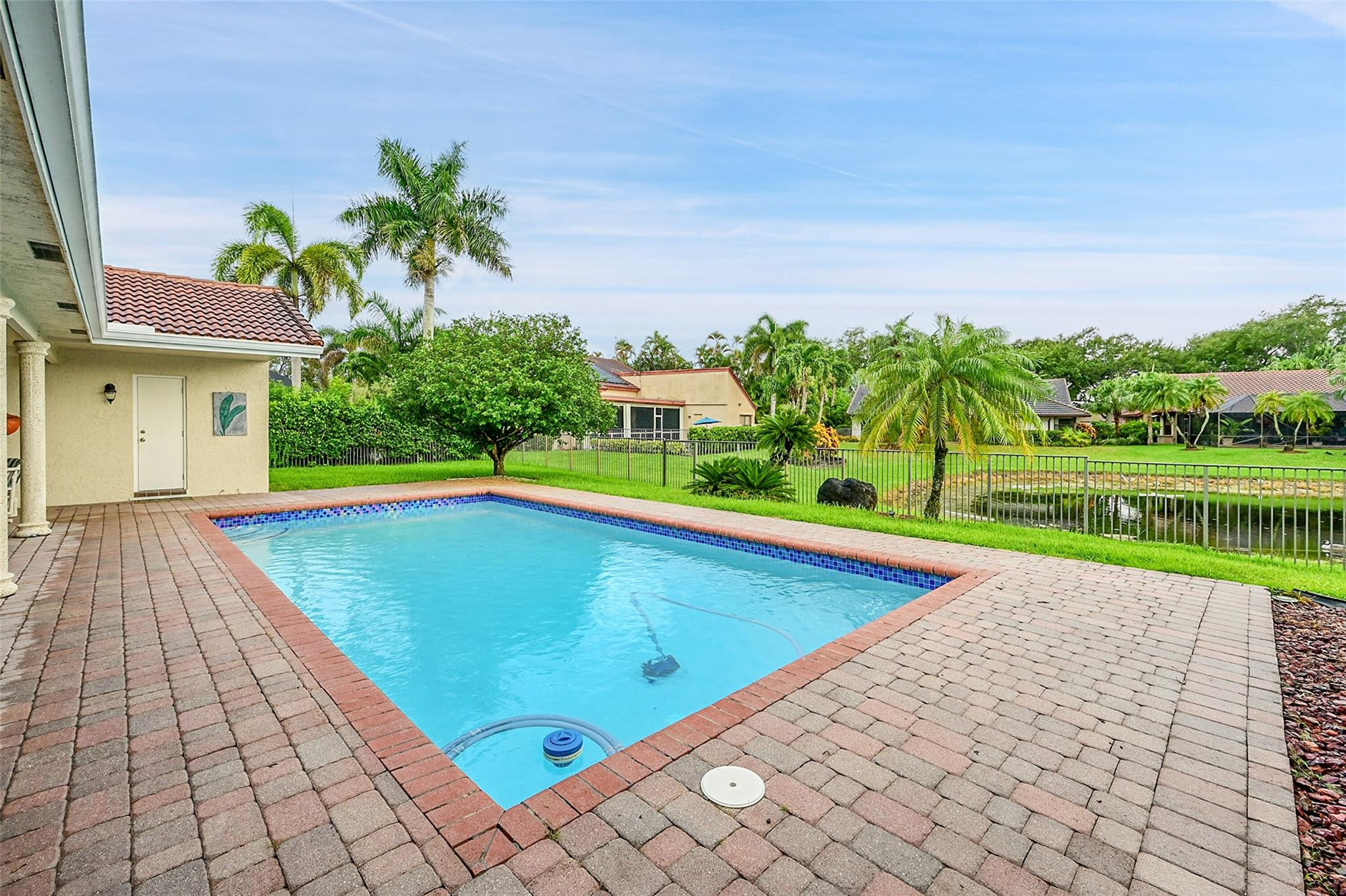 11270 NW 1st Ct