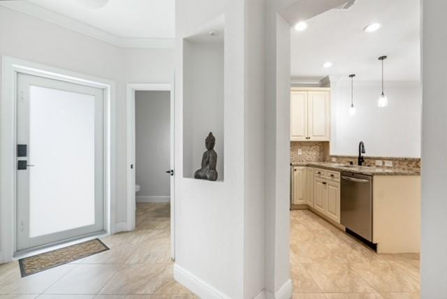 5611 NW 118th Dr 5611