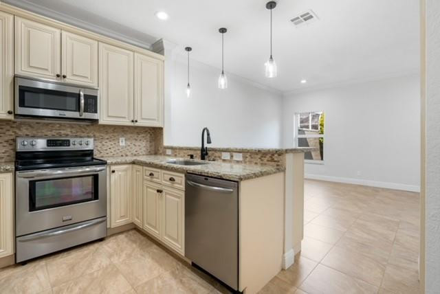 5611 NW 118th Dr 5611