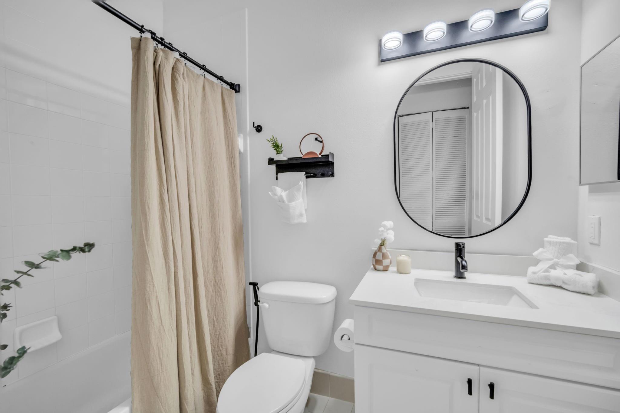 2420 Venetian Way 2420