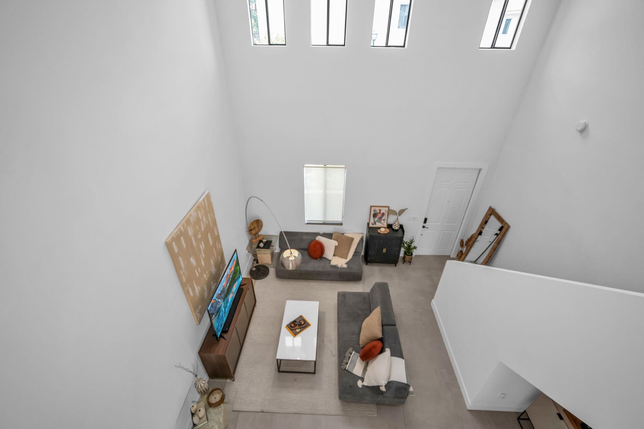 2420 Venetian Way 2420