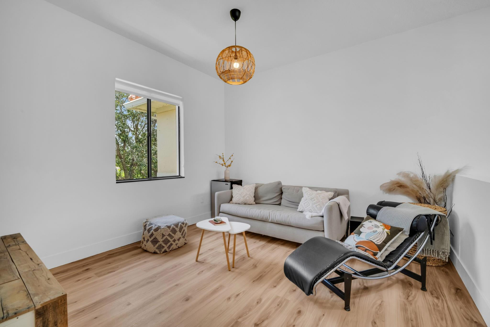 2420 Venetian Way 2420