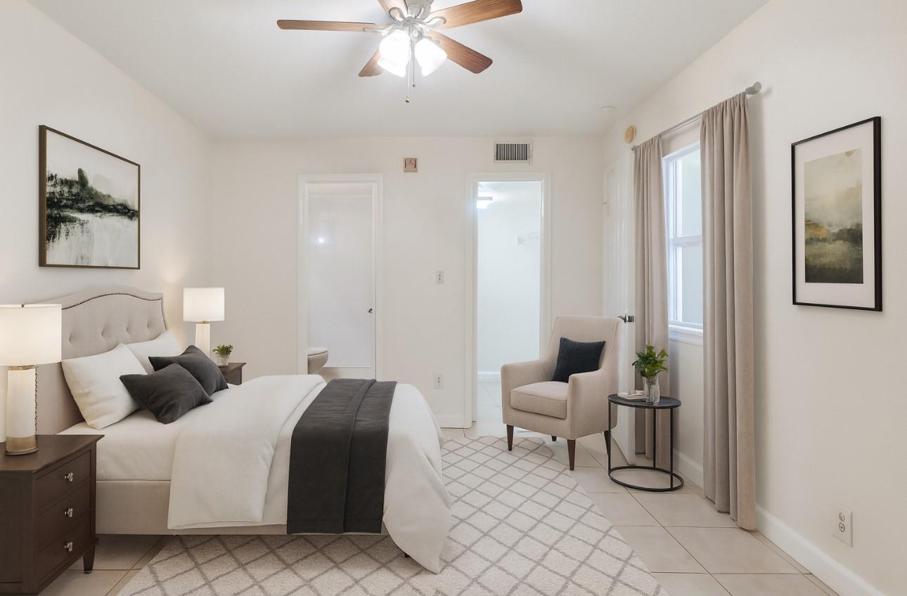 875 Riverside Dr 717