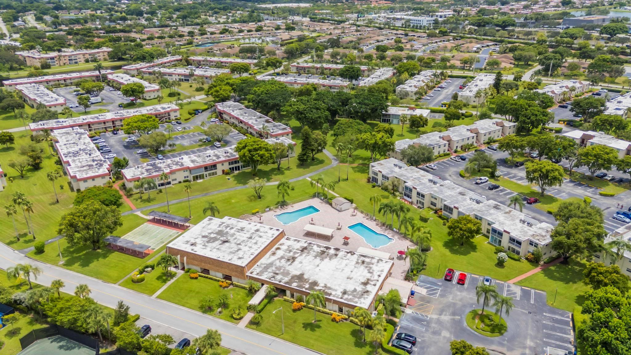 17 Willowbrook Ln 204