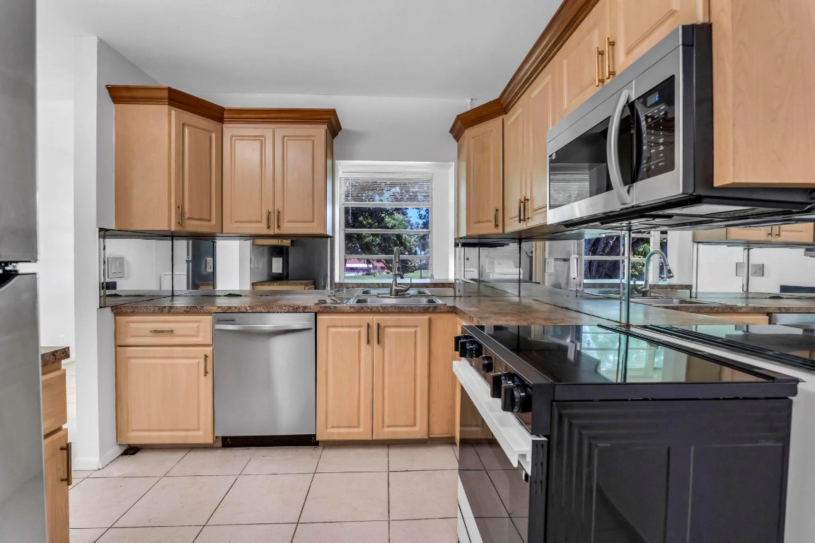 17 Willowbrook Ln 204