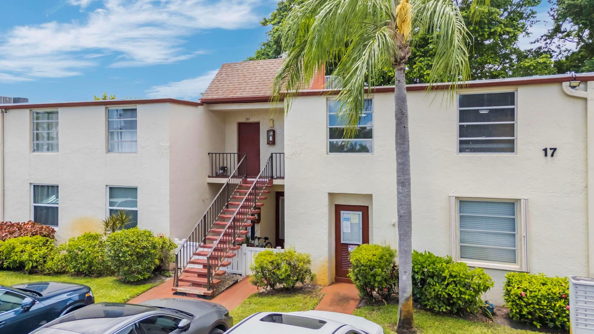 17 Willowbrook Ln 204