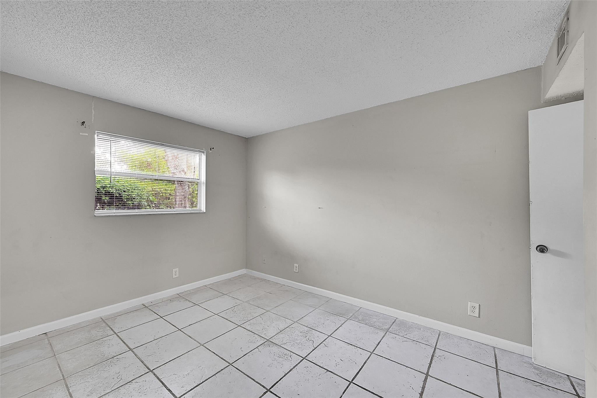 11607 NW 29th St 3B