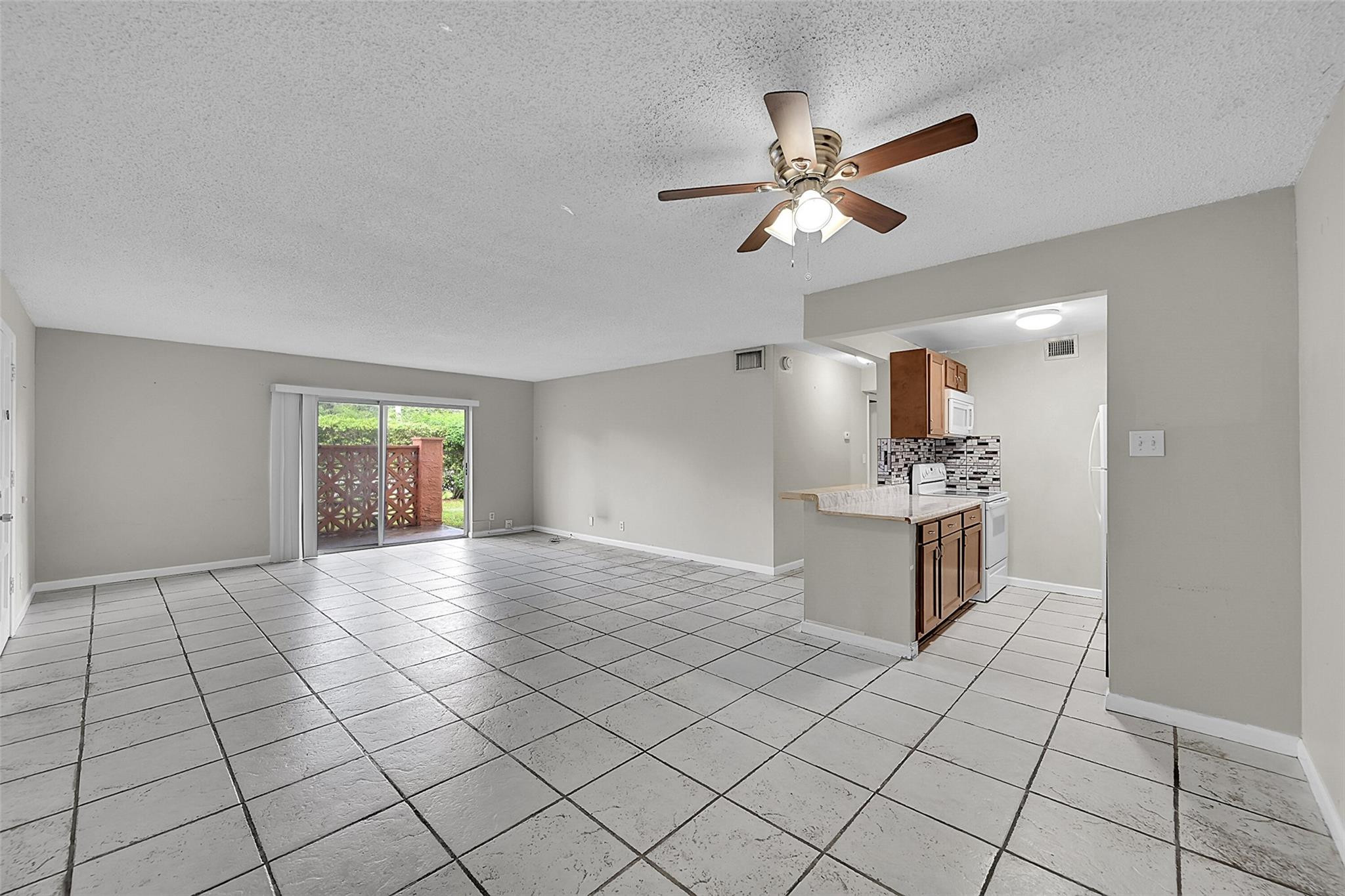 11607 NW 29th St 3B
