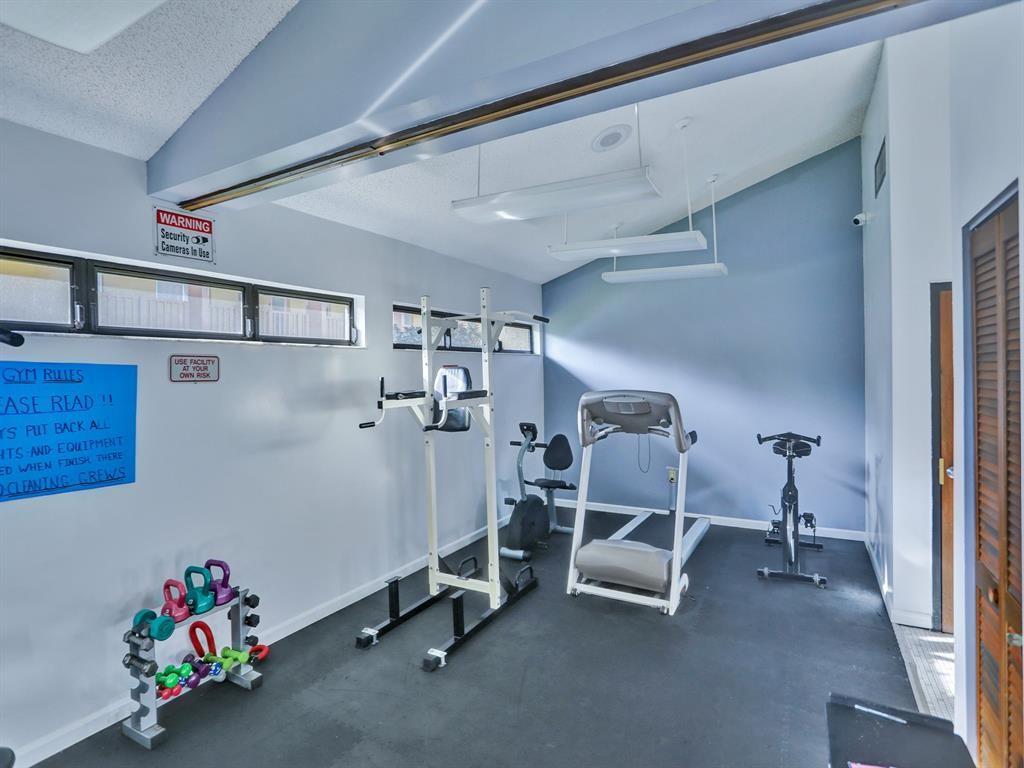 6850 Royal Palm Blvd 208