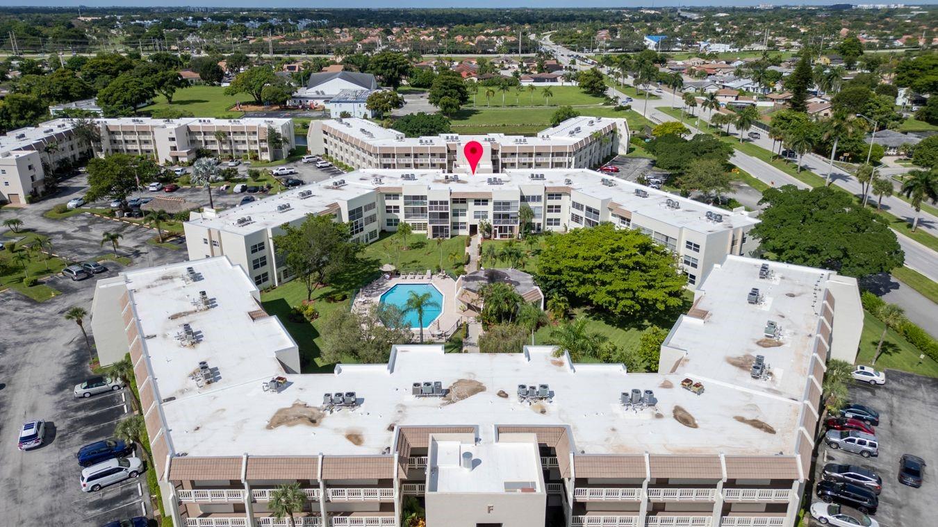 6850 Royal Palm Blvd 208