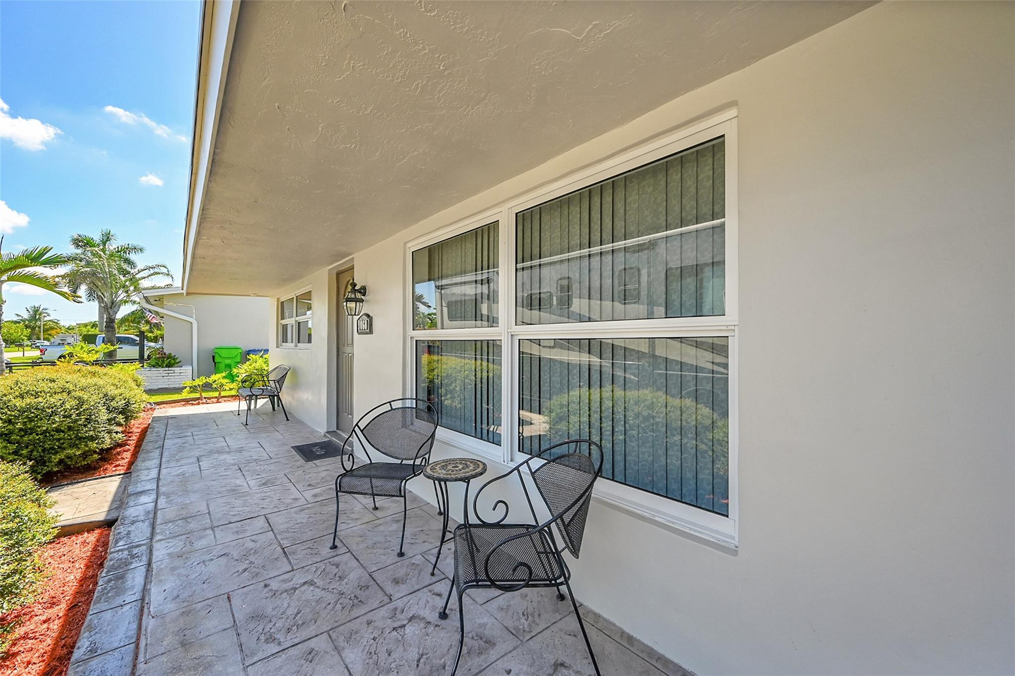 9060 NW 25th St