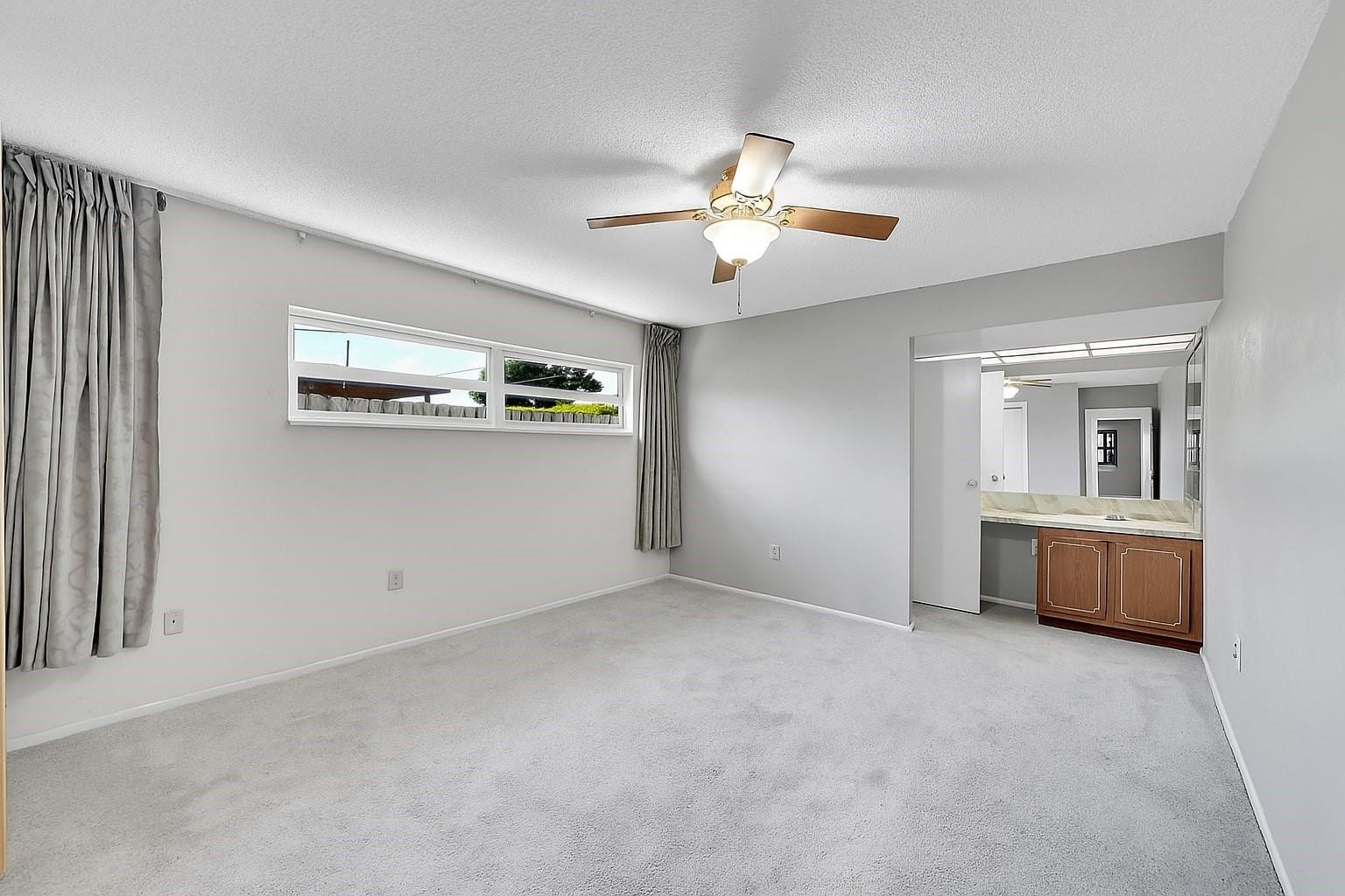 9060 NW 25th St