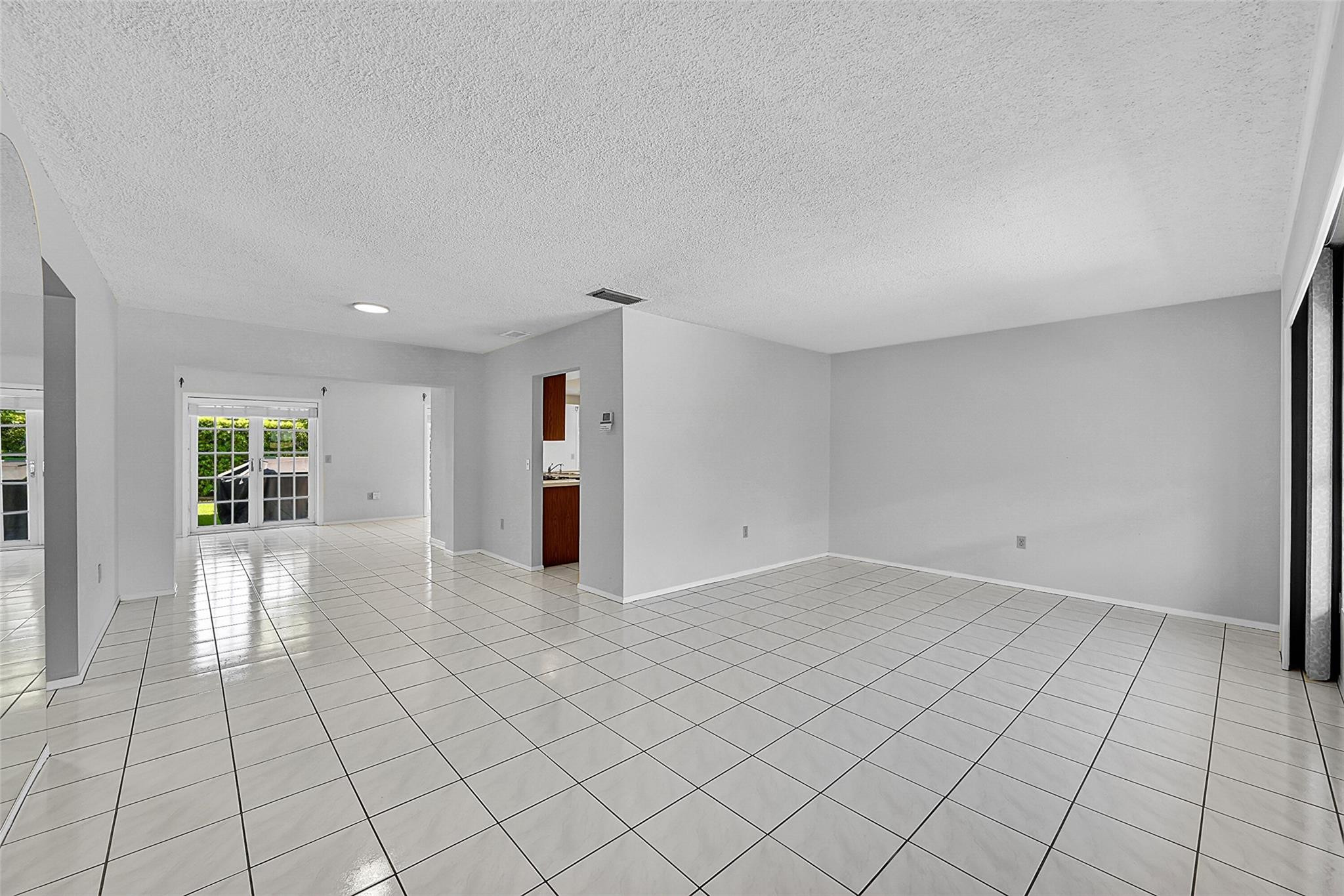 9060 NW 25th St