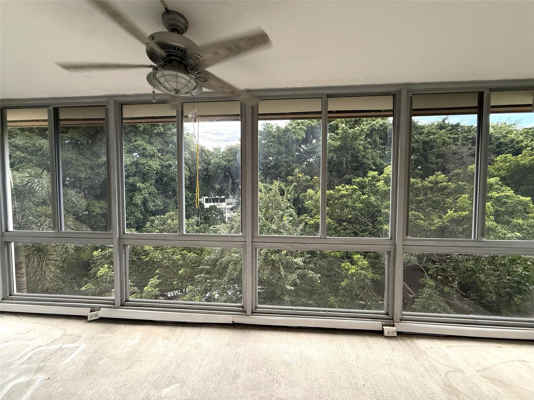 2403 Antigua Cir E4