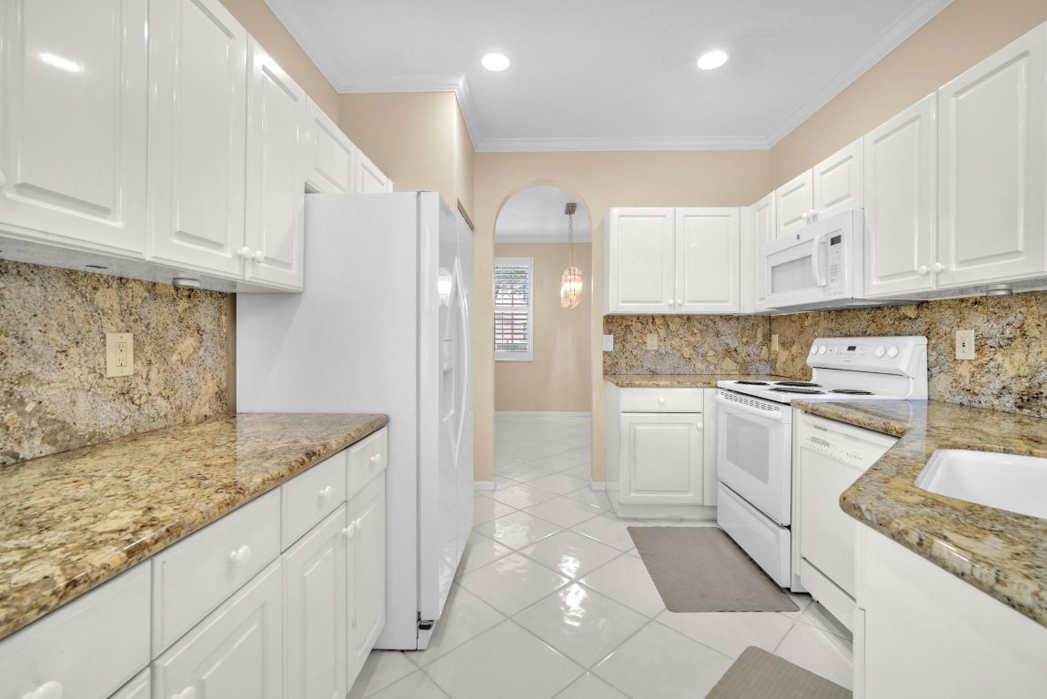 12441 NW 10th Ct A-15