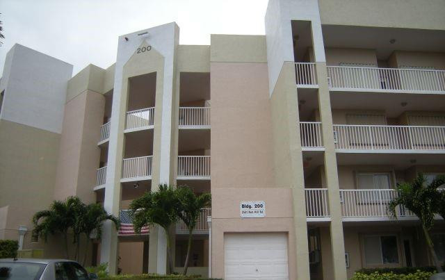 2541 N Nob Hill Rd 206