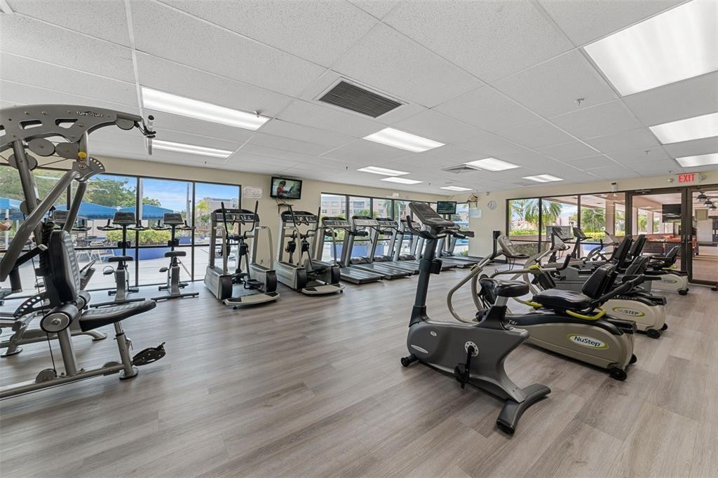 2541 N Nob Hill Rd 206