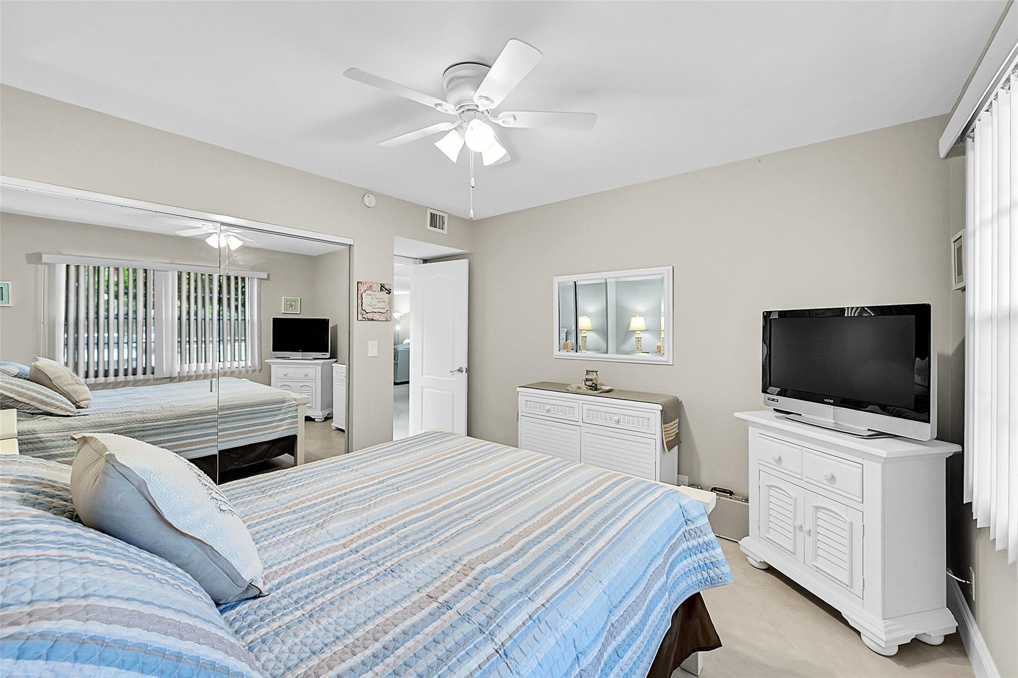 1703 Andros Isle L1