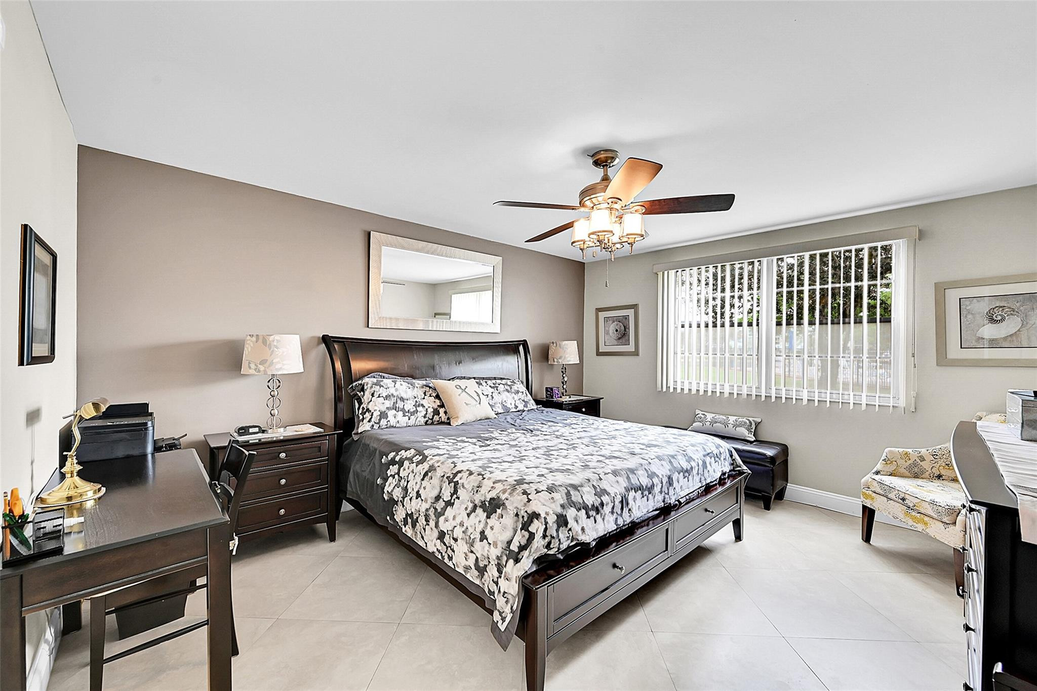 1703 Andros Isle L1