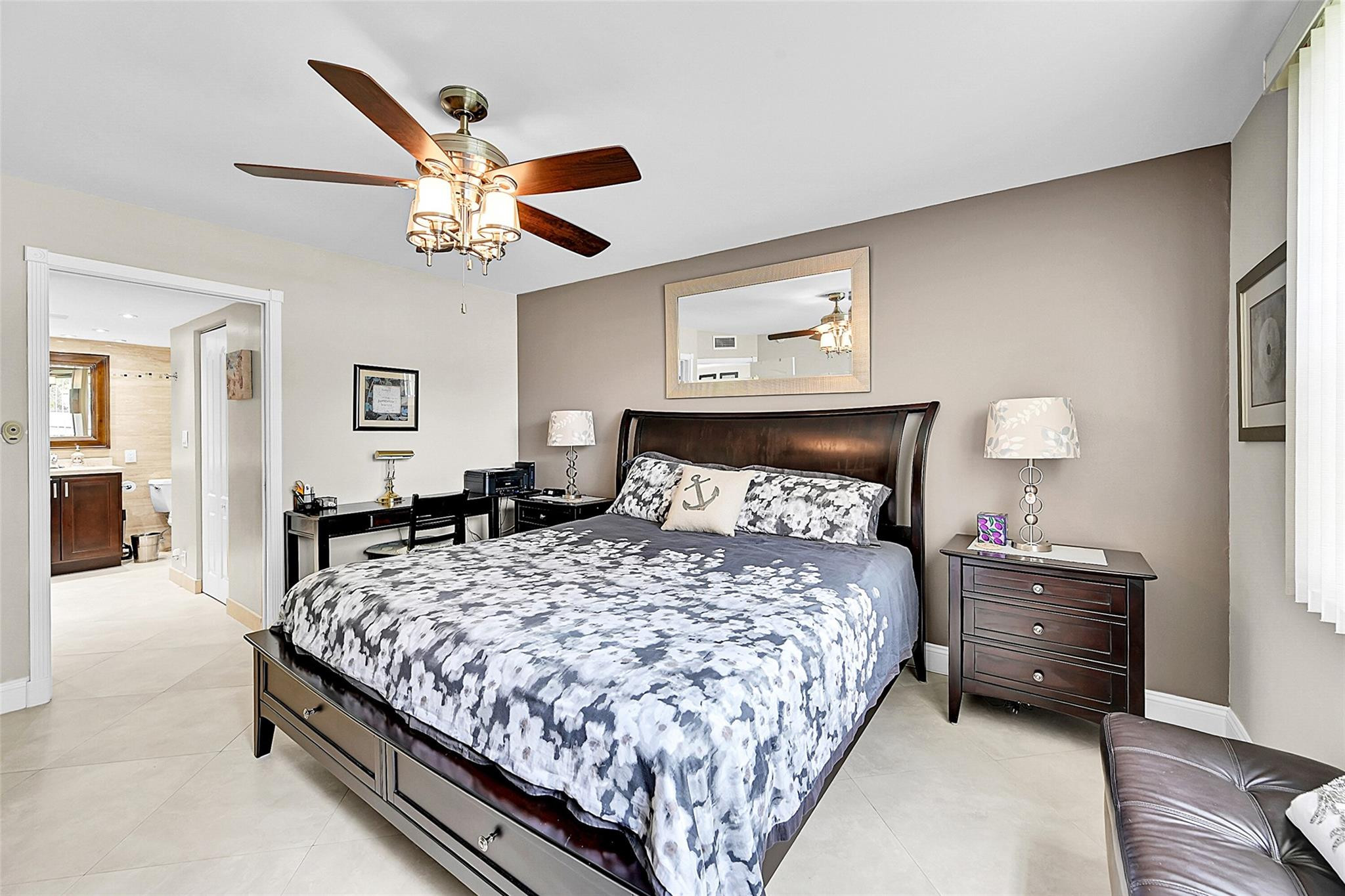 1703 Andros Isle L1