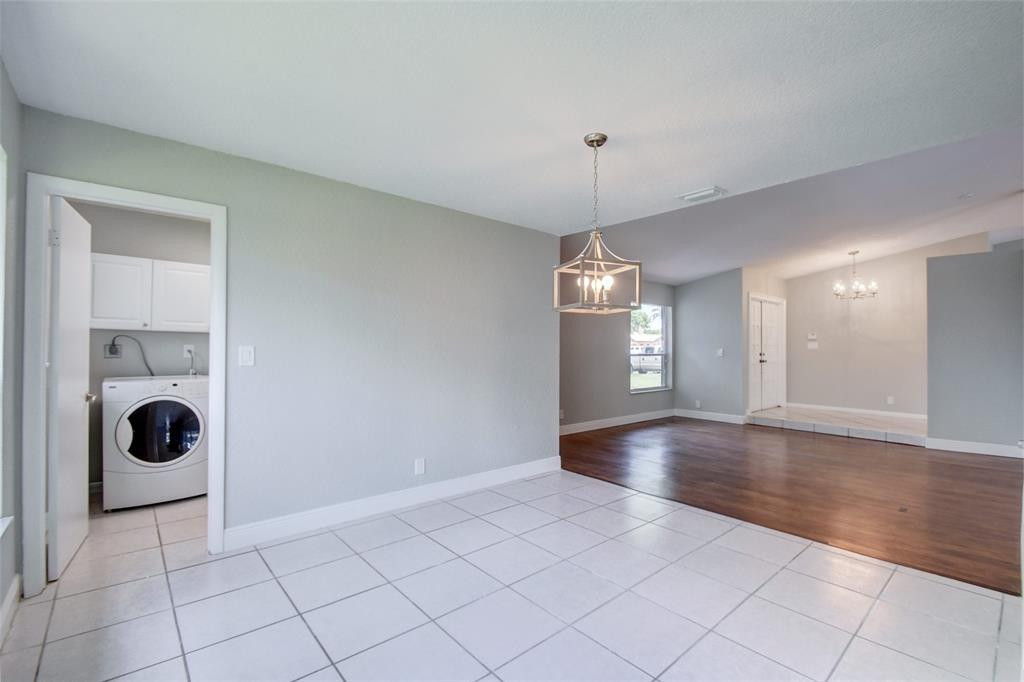 637 NW 100 Lane